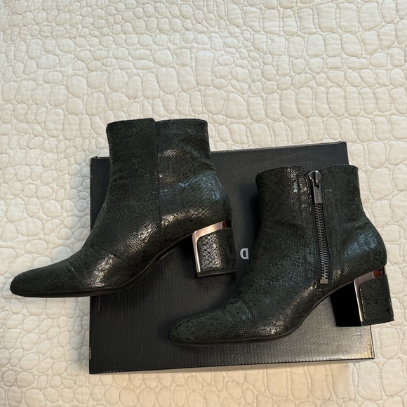 DKNY crosbi-ankle boot two tone python - Picture 4 of 9